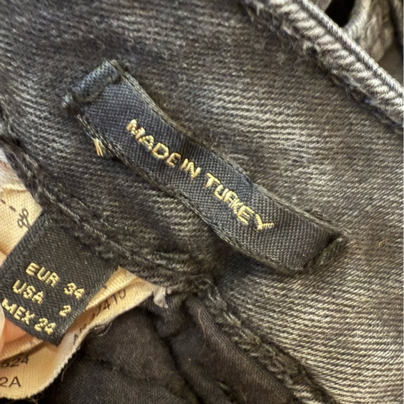 Massimo Dutti Black Denim - Picture 3 of 10